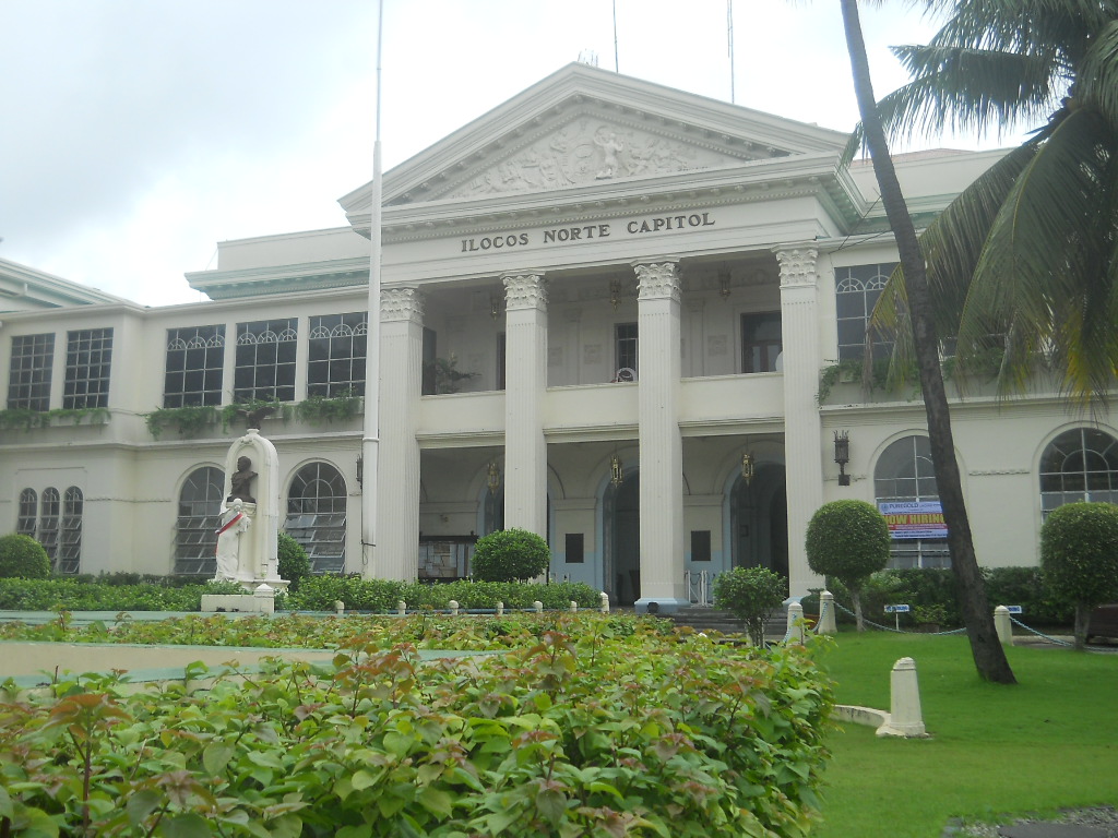 We Put Pictures Into Reality Captivating Laoag Strolling Time Laoag City Capitol Area