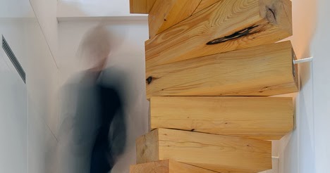 ilia estudio interiorismo: Diseño de escalera de caracol de madera