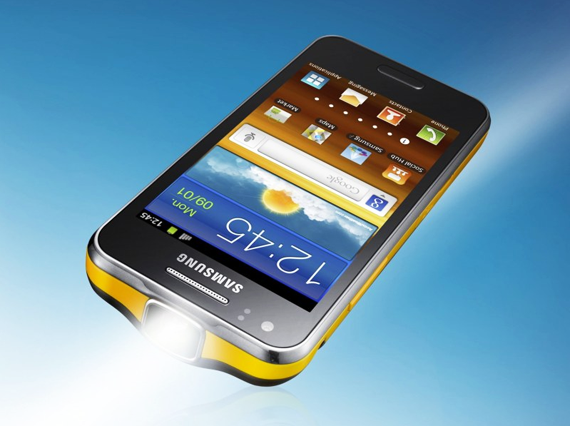 Futurix: Galaxy Beam: arriva lo smartphone con proiettore, da Samsung