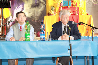 ( Xin vui lòng bấm vào hình để xem toàn bộ hình ảnh ngày Lễ ) ( Xin vui lòng bấm vào hình để xem toàn bộ hình ảnh ngày Lễ )