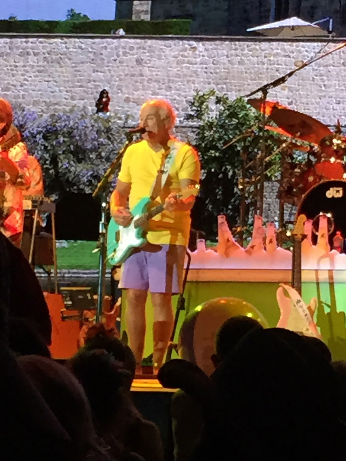 Hope Studios Cheeseburger in Paradise