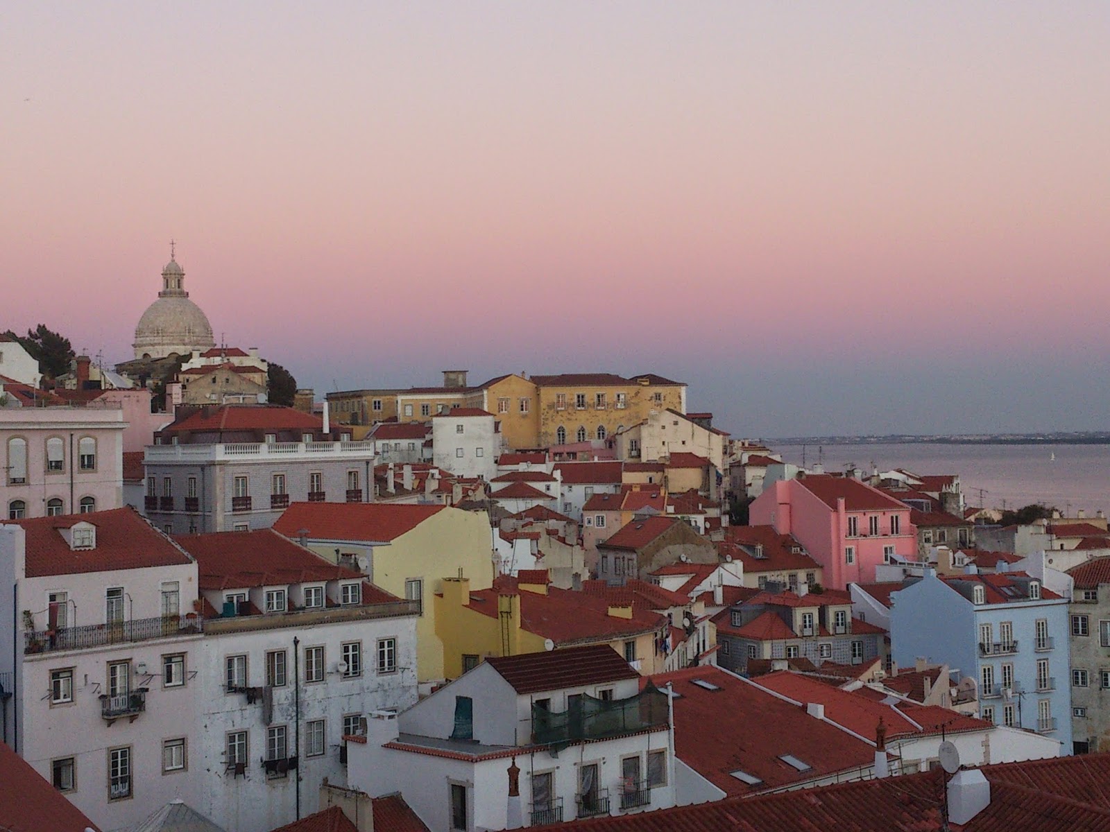 ByHaafner, sunset in Lisbon