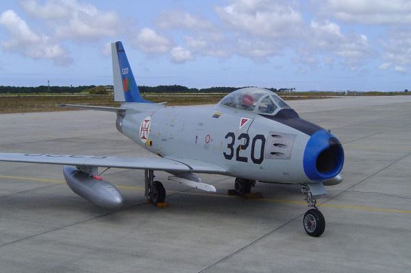 F-86F+5.jpg