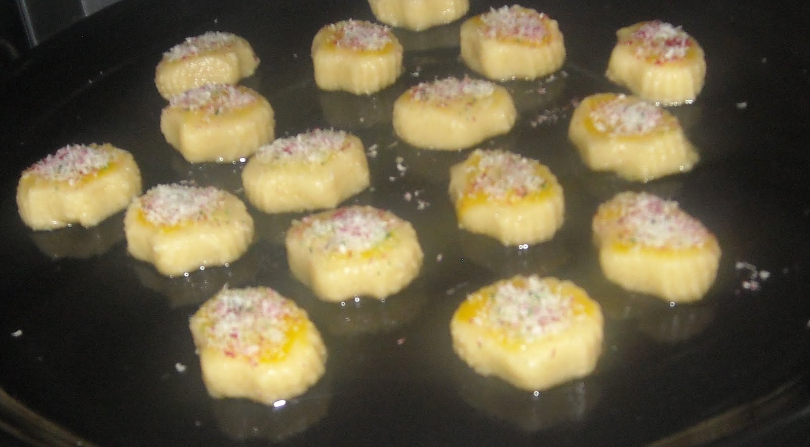 RESEPI BISKUT RAYA 2012
