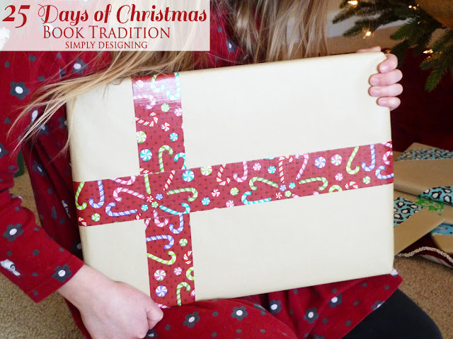 Wrapping Gifts | #christmas #holiday #books #gifts