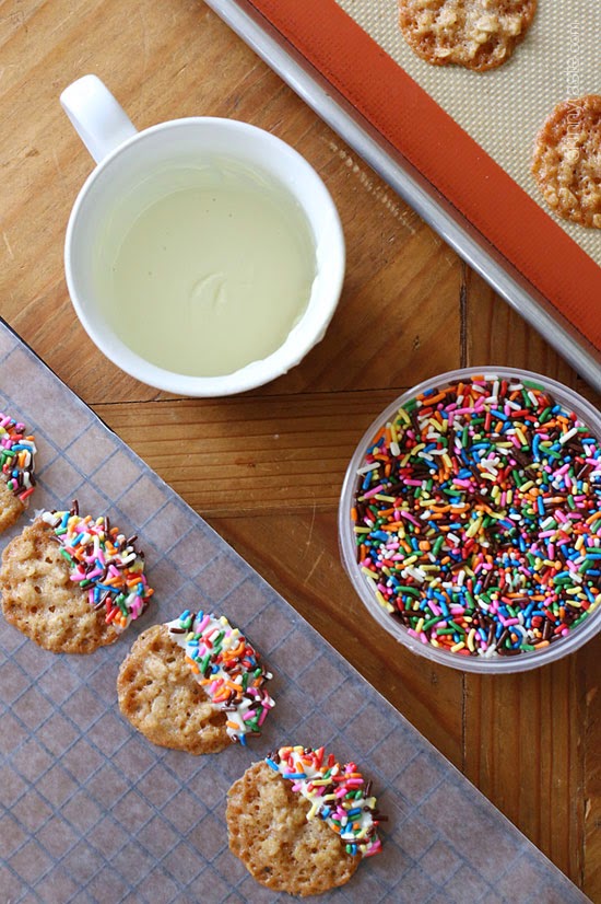 White Chocolate Oatmeal Lace Cookies Skinnytaste