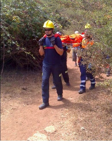 Rescatan a una mujer en el Torcal 7 rescate%2B1