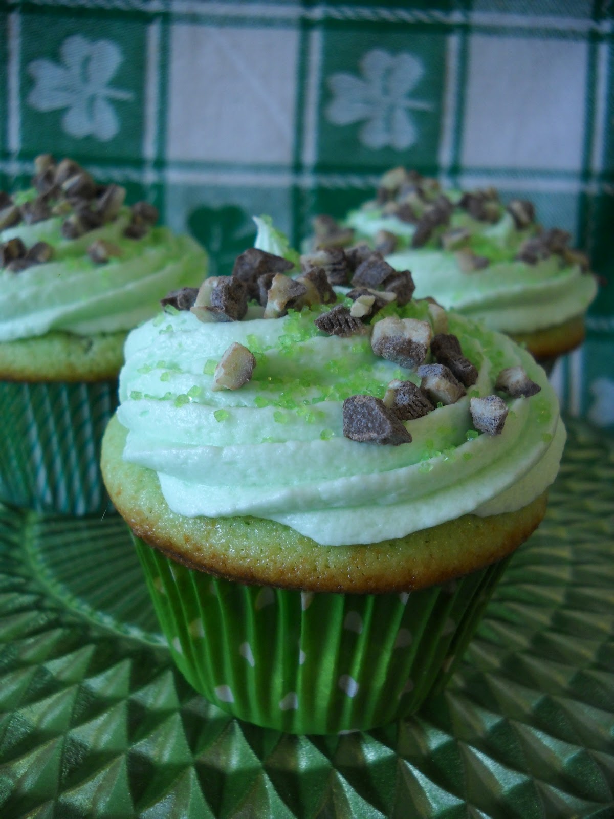 Bake It With Booze! Luck O' The Irish Cupcakes