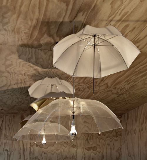 Arte y Arquitectura: Decorar interiores con paraguas