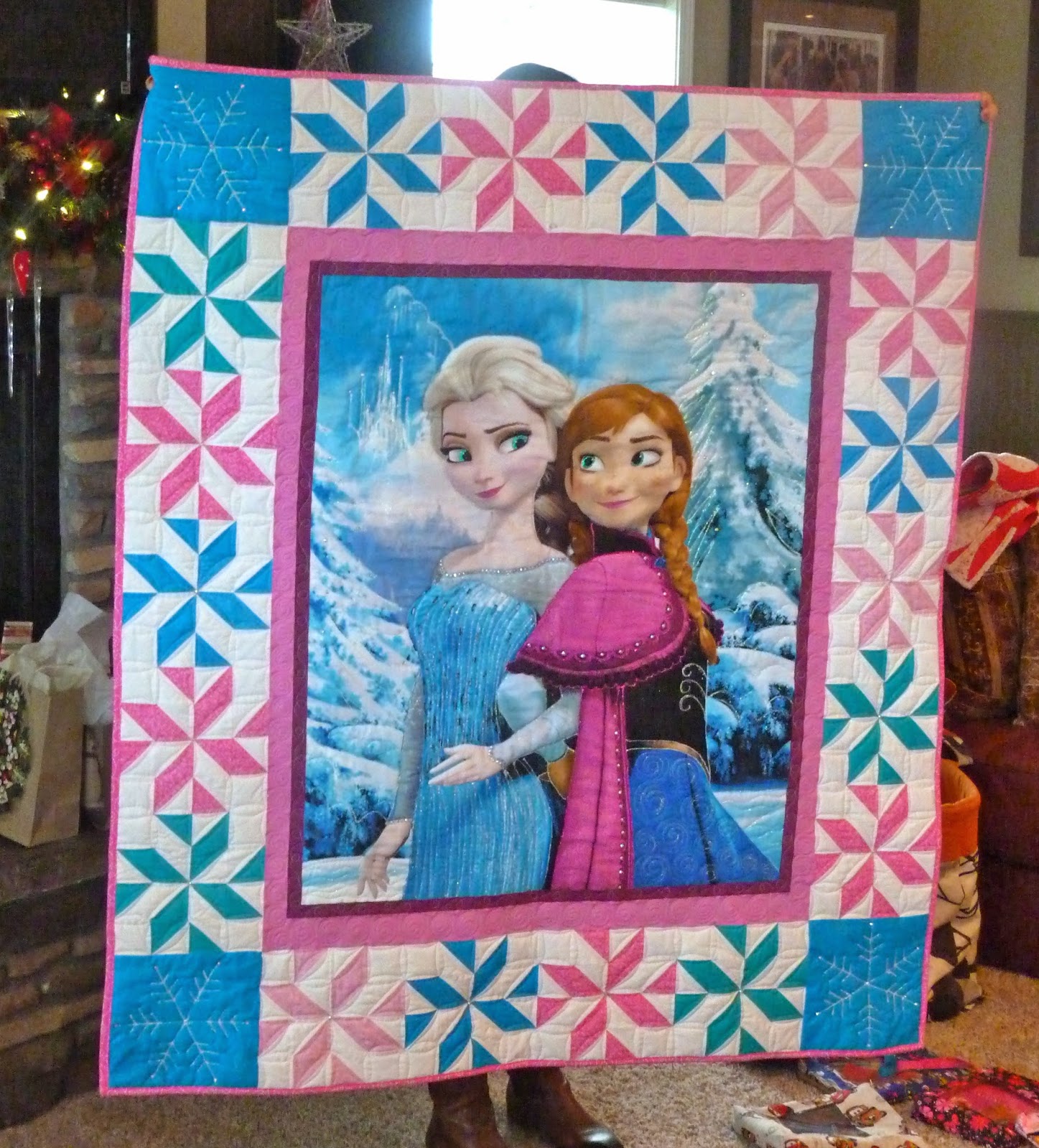 Frozen quilt, Panel quilts, Disney quilt
