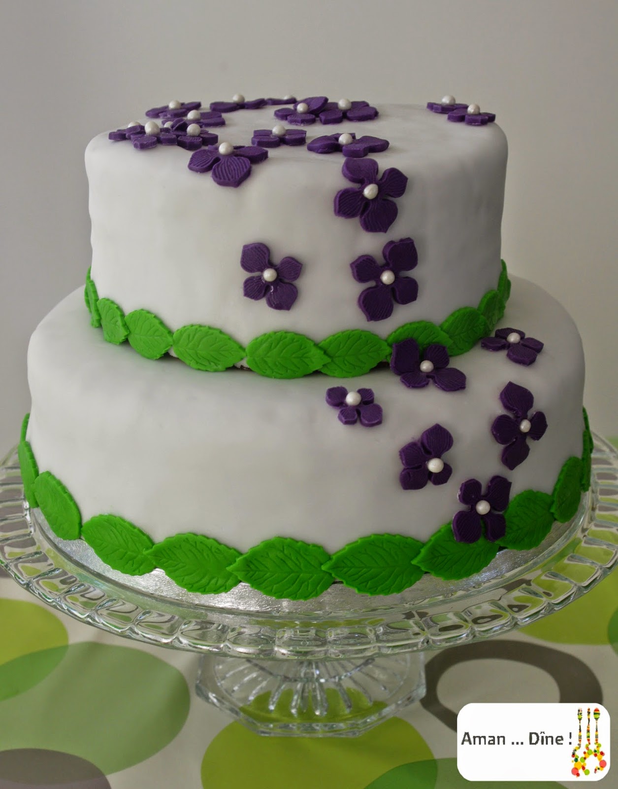 Aman Dîne ! The Violet Cake