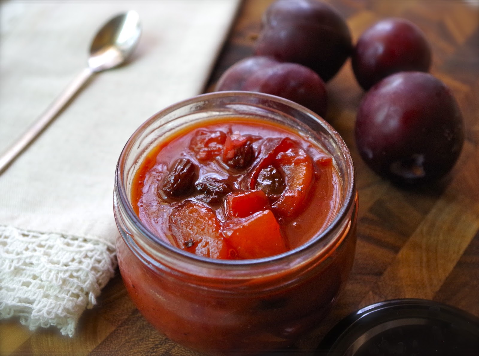 PlumNectarine Chutney