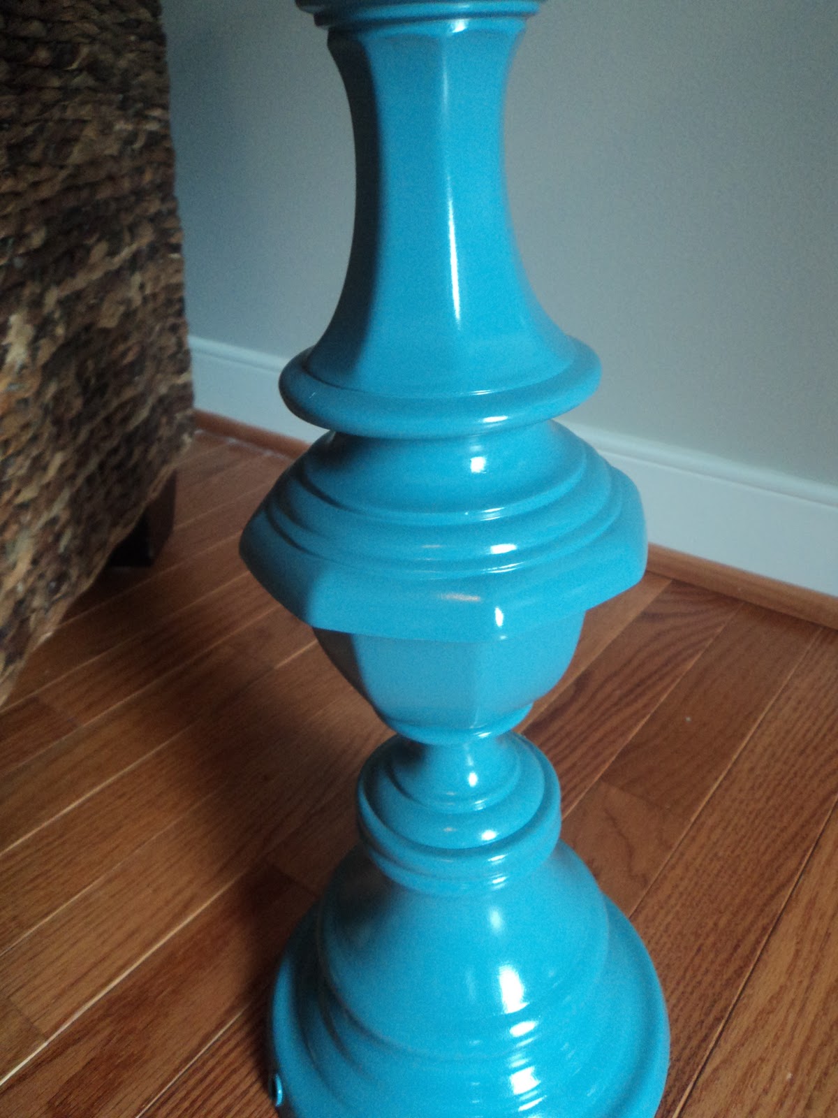 Richmond Thrifter Lamp Base Turned Pedestal Table!