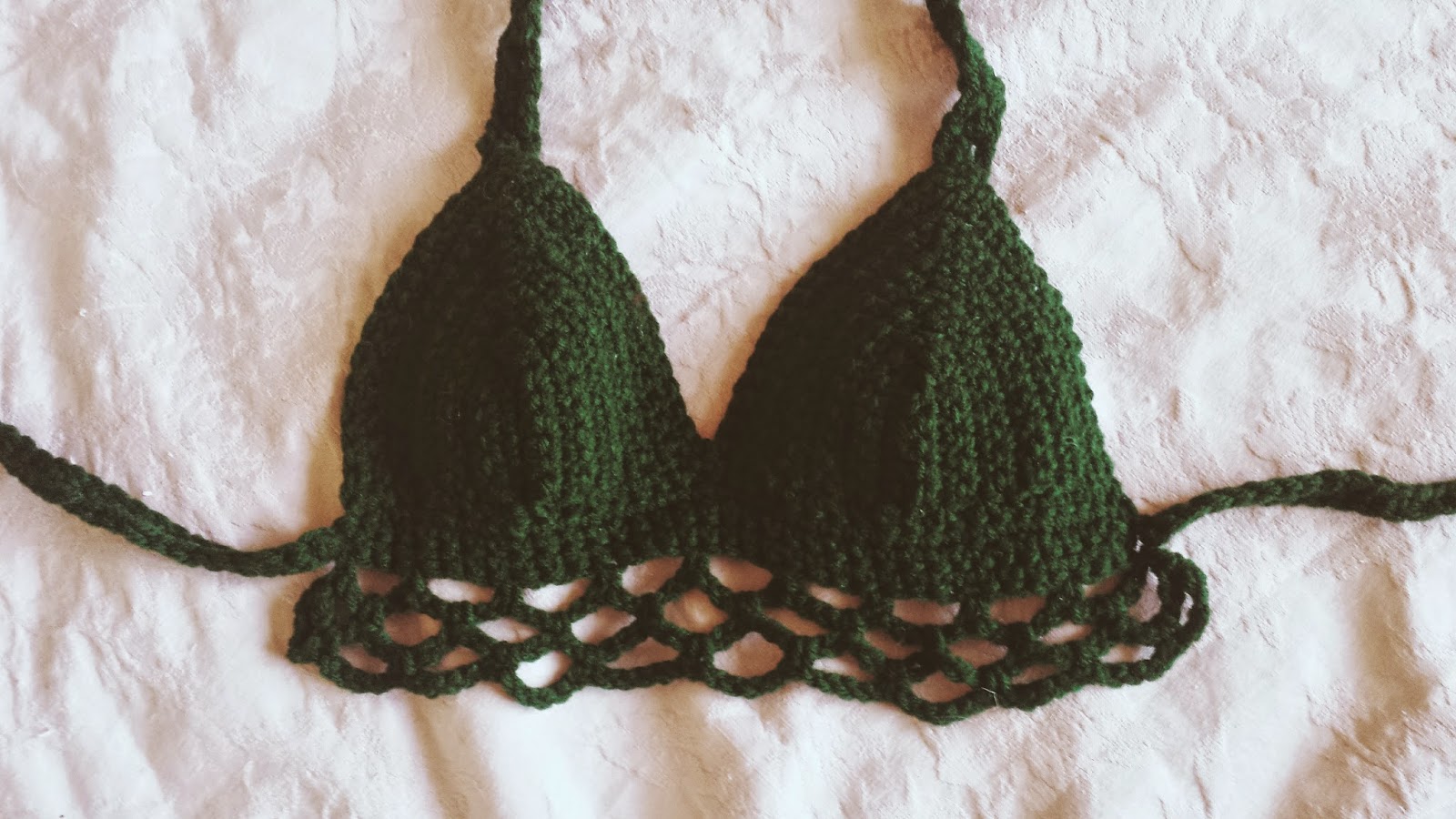 From A Thread: How to Crochet a simple bralette / crop top pattern