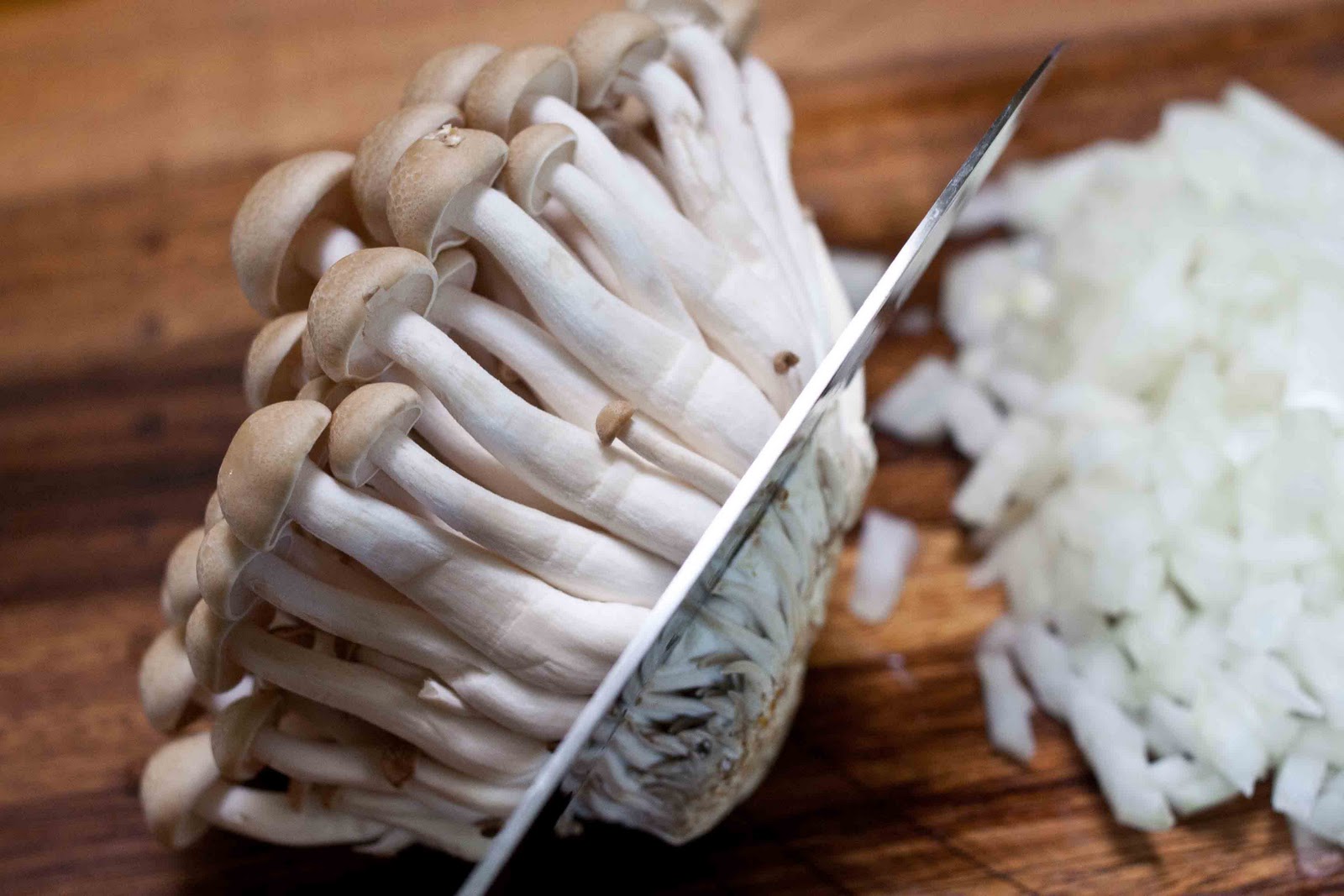 FOODjimoto Pasta with Chicken and Shimeji Mushrooms