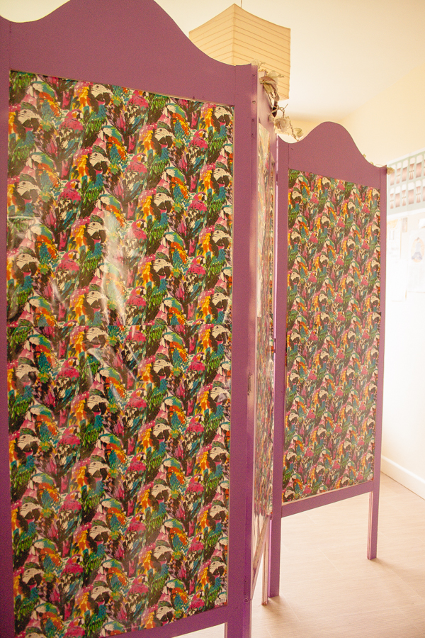 Room Divider Purple Parrot Decoration