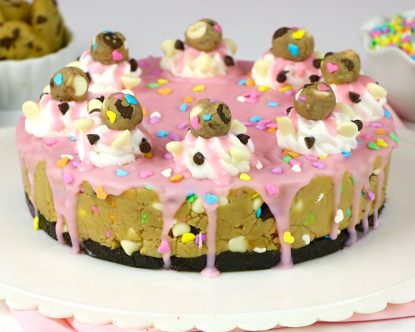 Cake Batter Oreo Stuffed Funfetti Cookies Cake Batter Oreo Stuffed Funfetti Cookies