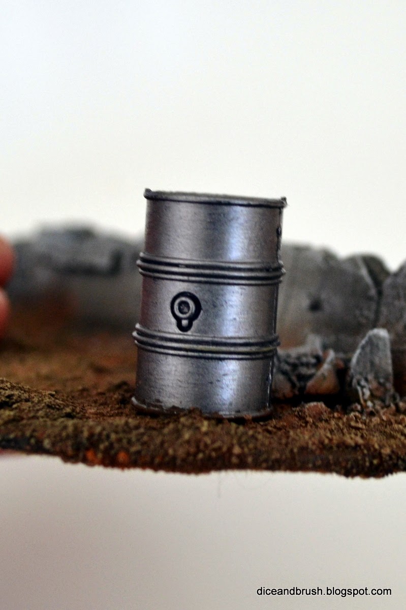 Dice and Brush Tutorial To paint worn and rusted metal (Easy)