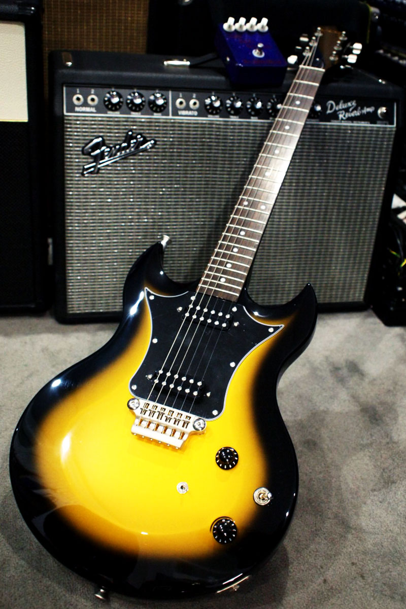 Guitar shop "Hoochies" VOX GUITARS