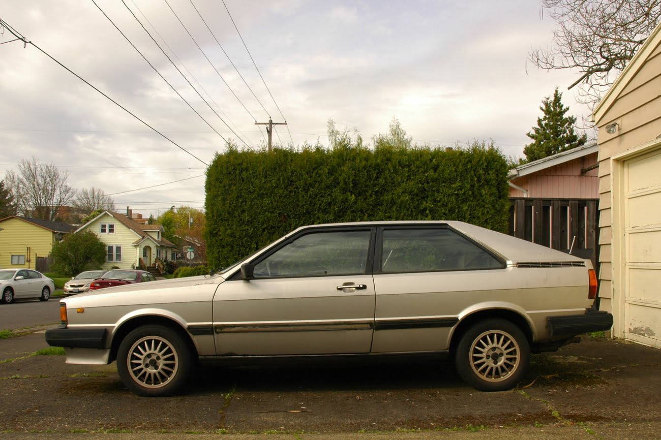 OLD PARKED CARS. 1984 Audi Coupé GT.
