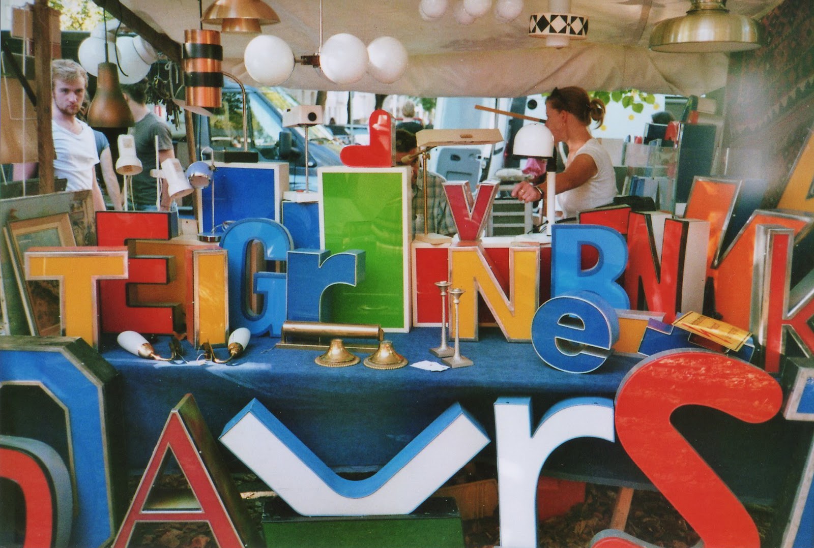 Die Knopfaugen Arkonaplatz Flohmarkt Flea Market