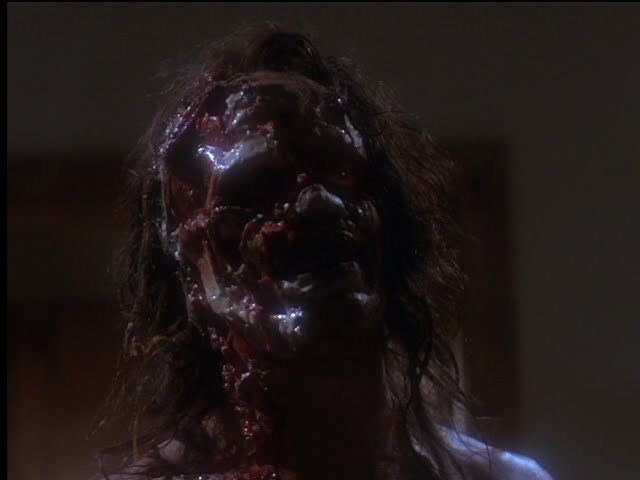 The Howling (1981) review.