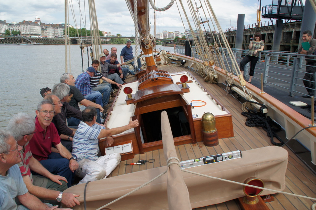 Boats to make the sea more beautiful, by Francois Vivier Naval