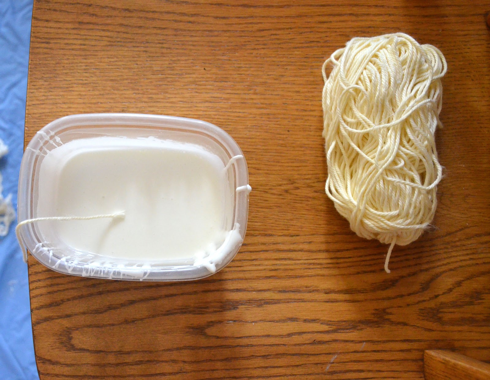 Hello There Handmade DIY Blog DIY Abstract Home Decor Hanging Yarn