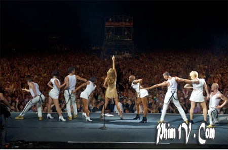 Celine: Trong Con Mắt Thế Giới