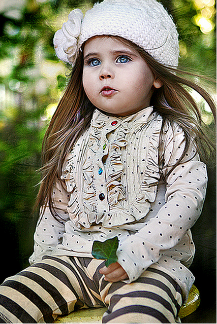 صاحبة اجمل عيون في العالم لعام 2013 طفلة جميلة جداا 11
