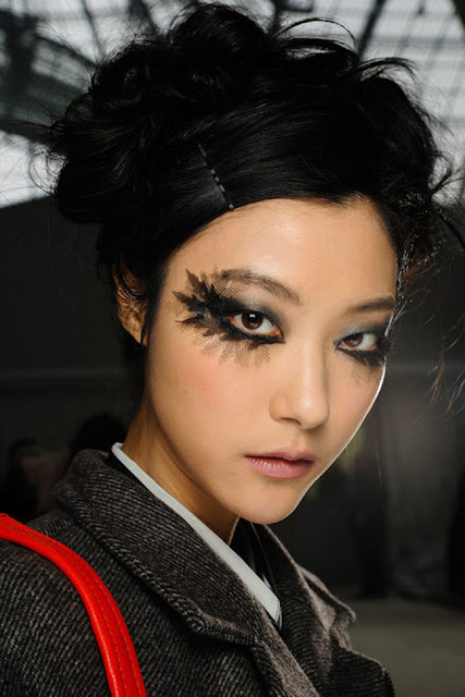 Chanel HC S/S 2013 Make up