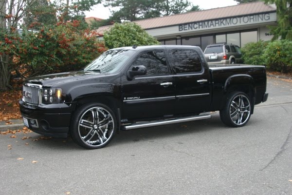 gmc_sierra_denali_2010_luxury_forged_wheels_chrome_moz_wheels_los_angeles.jpeg