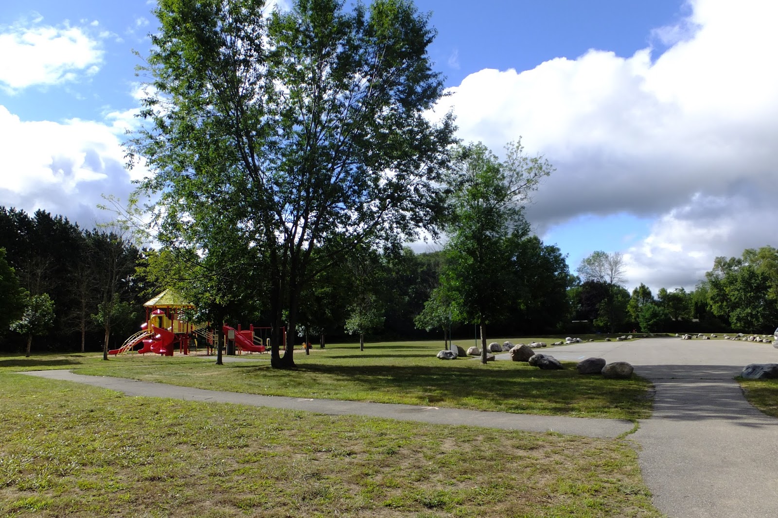 Plants Amaze Me Lamberton Lake Nature Preserve, Rogue River Park