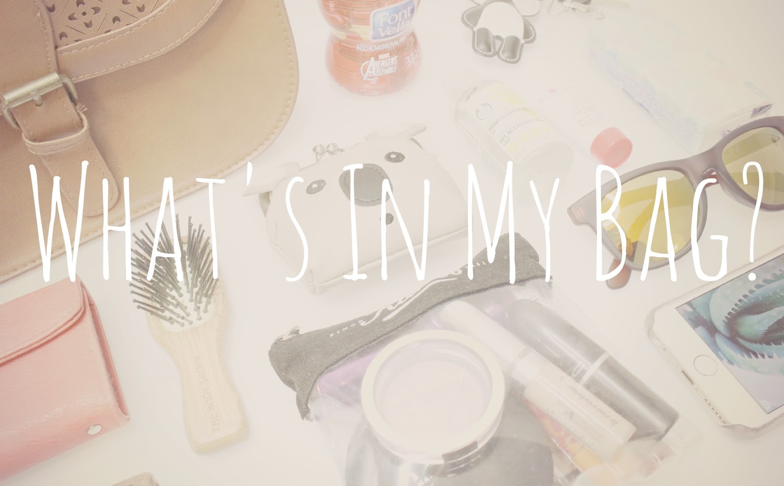 BLOGMAS 2! What's in my bag? Nataly's Corner