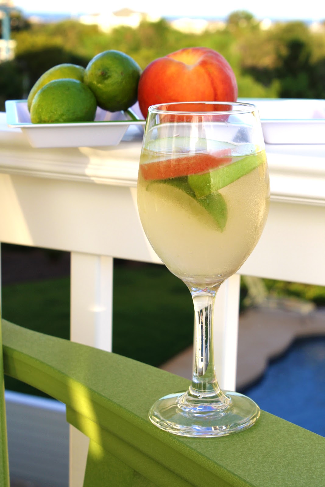 Chocolate Therapy White Wine Sangria