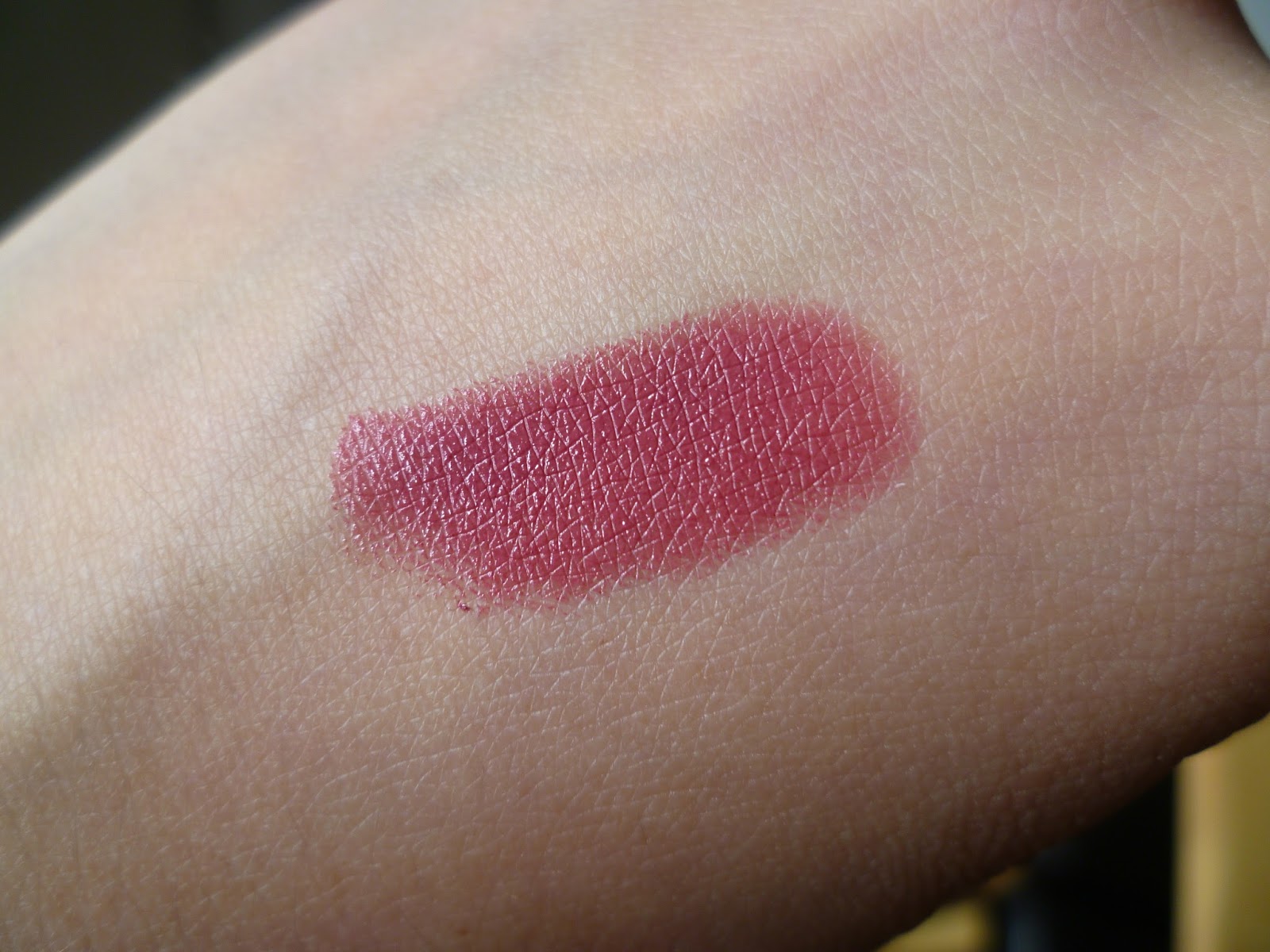 The Colour Carousel Uk Beauty Blog Mac Lipstick In Craving Mini Review And Swatches