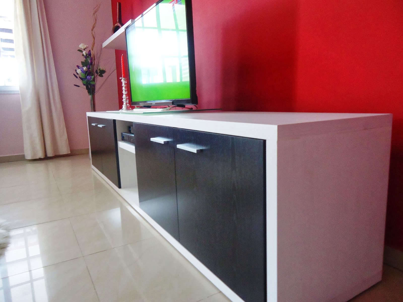 ML CARPINTEROS Muebles giratorios para TV de plasma - imagenes de muebles para lcd