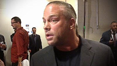 kaitlyn nipple slips to see this picture wwe diva kaitlyn nipple slips