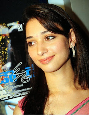 Actress Tamanna in Pink Saree Photos