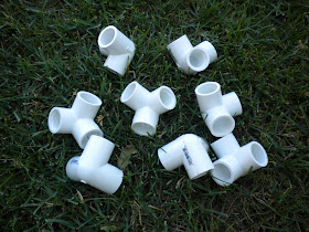 Just the 4 of us: How to: Make an Easy Backyard Fort on the cheap