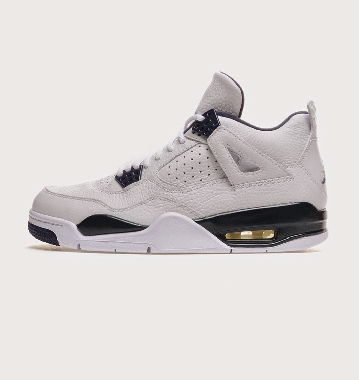 jordan 4 legend blue on feet