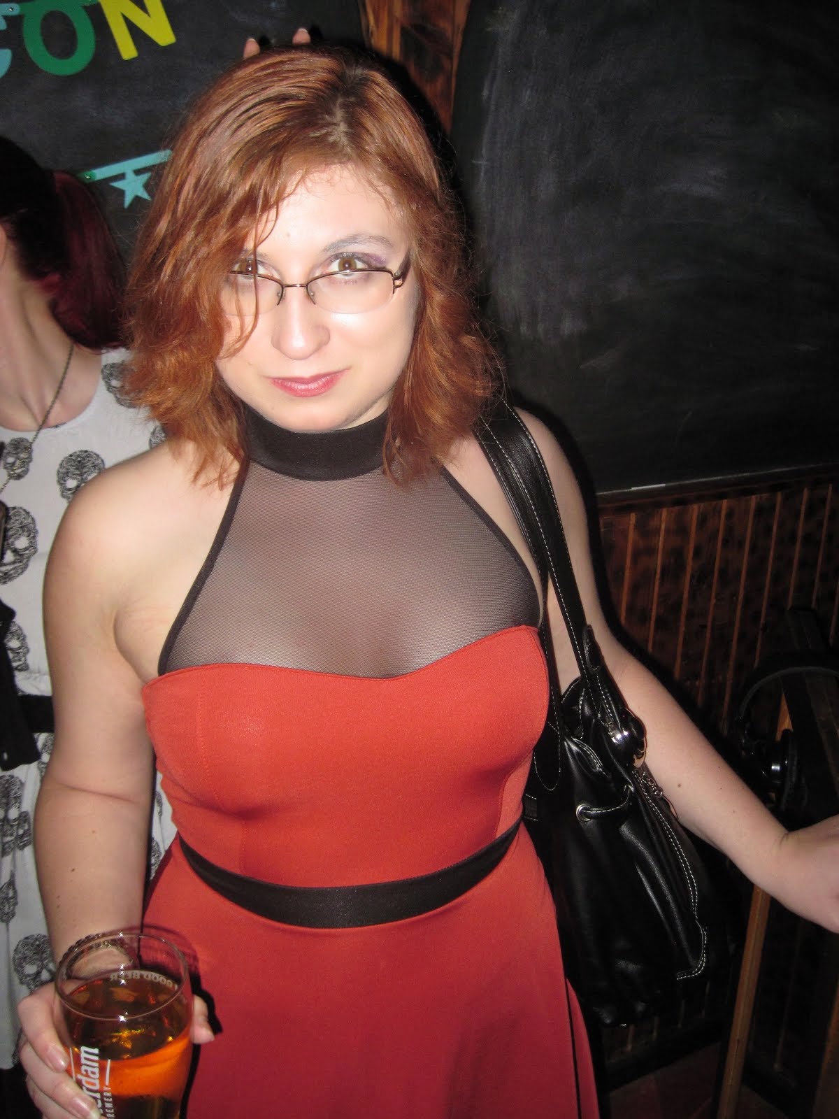 Chicken hips tone picture