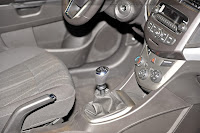 صور سيارة شيفروليه سونيك 2012 Chevrolet-Sonic-2012-23