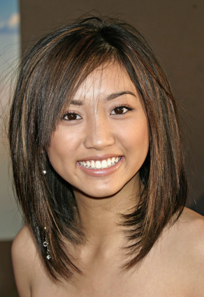 CUTE MEDIUM HAIRCUTS: LONG BOB HAIRCUTS ARE GORGEOUS AND STYLISH