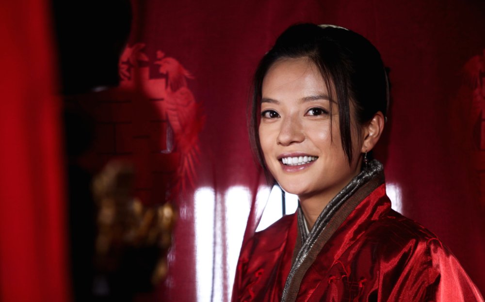 14 Blades. UK Bluray/DVD. Trailer, stills. The Incredibly Strange Movie.