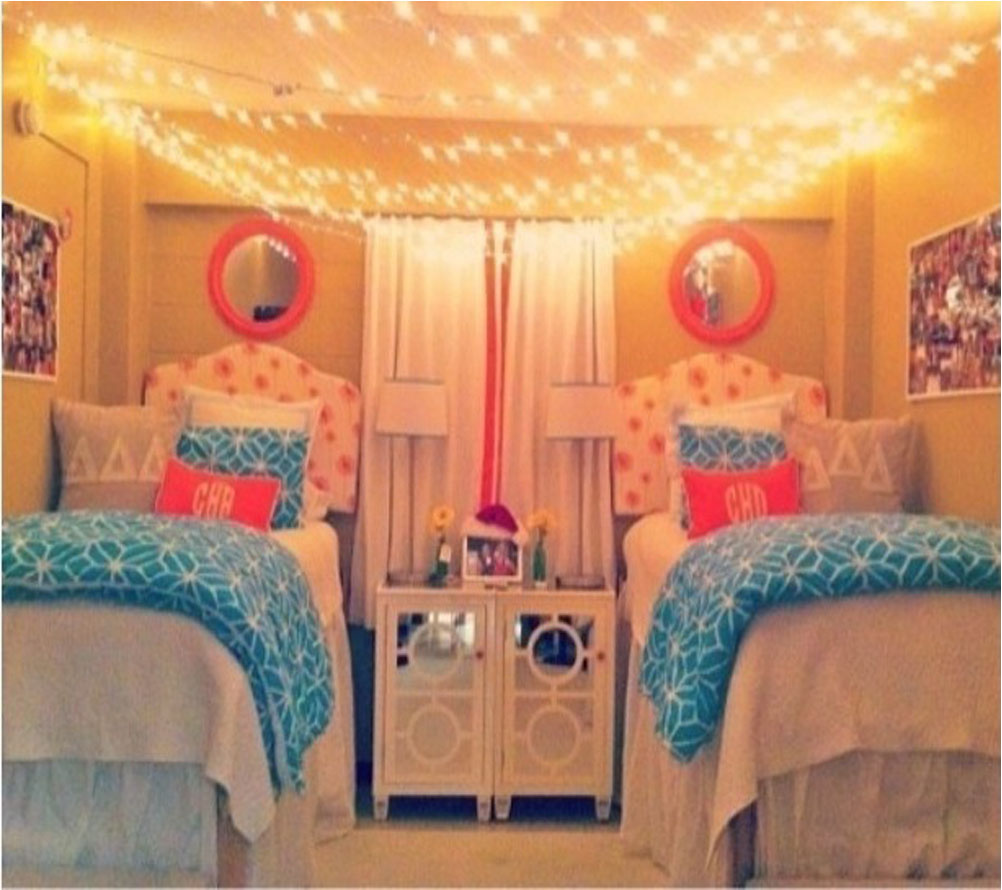 A Touch of Southern Grace What To Do With A Dorm Room