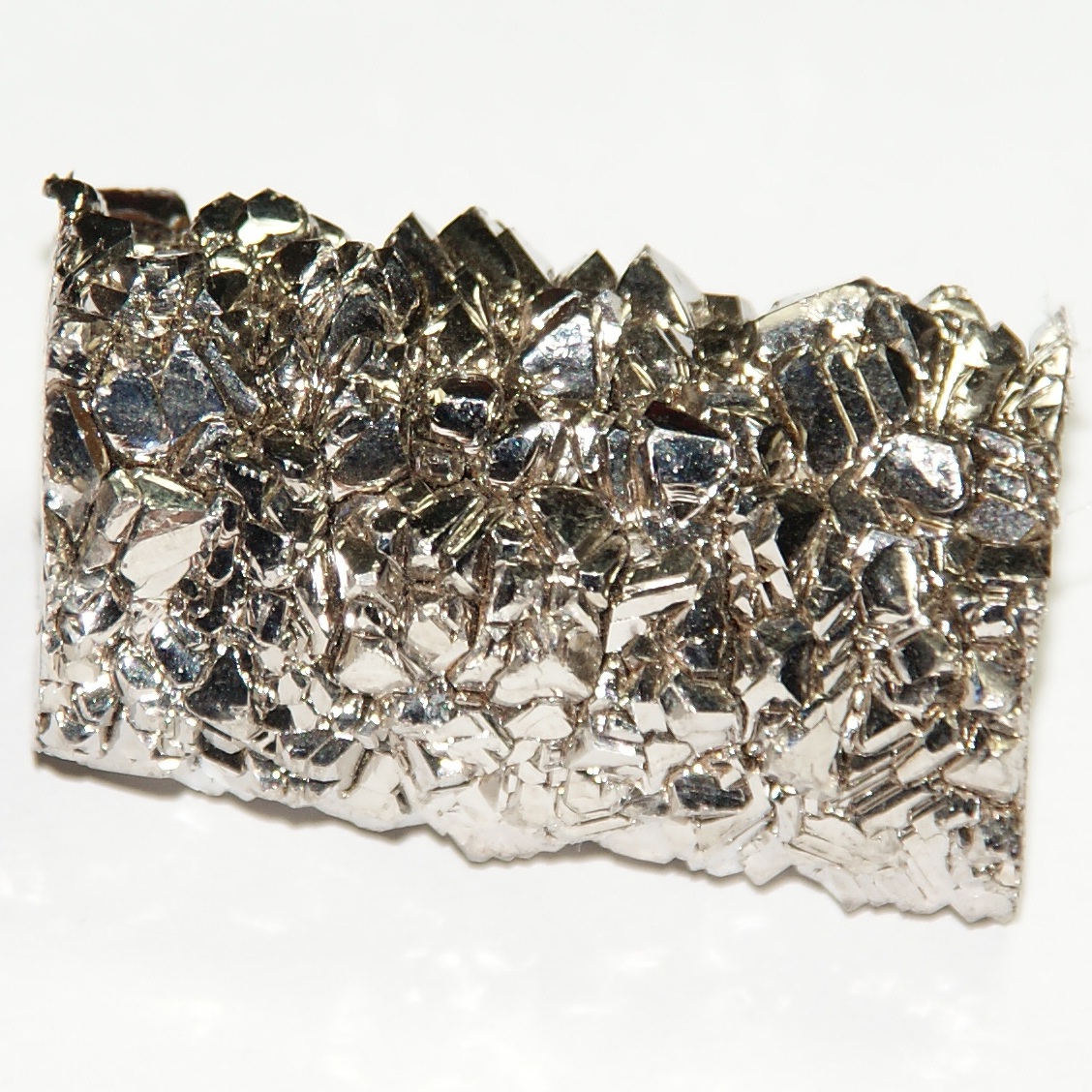 Titanium, Logam Terbaik di Dunia UNCATEGORIZED