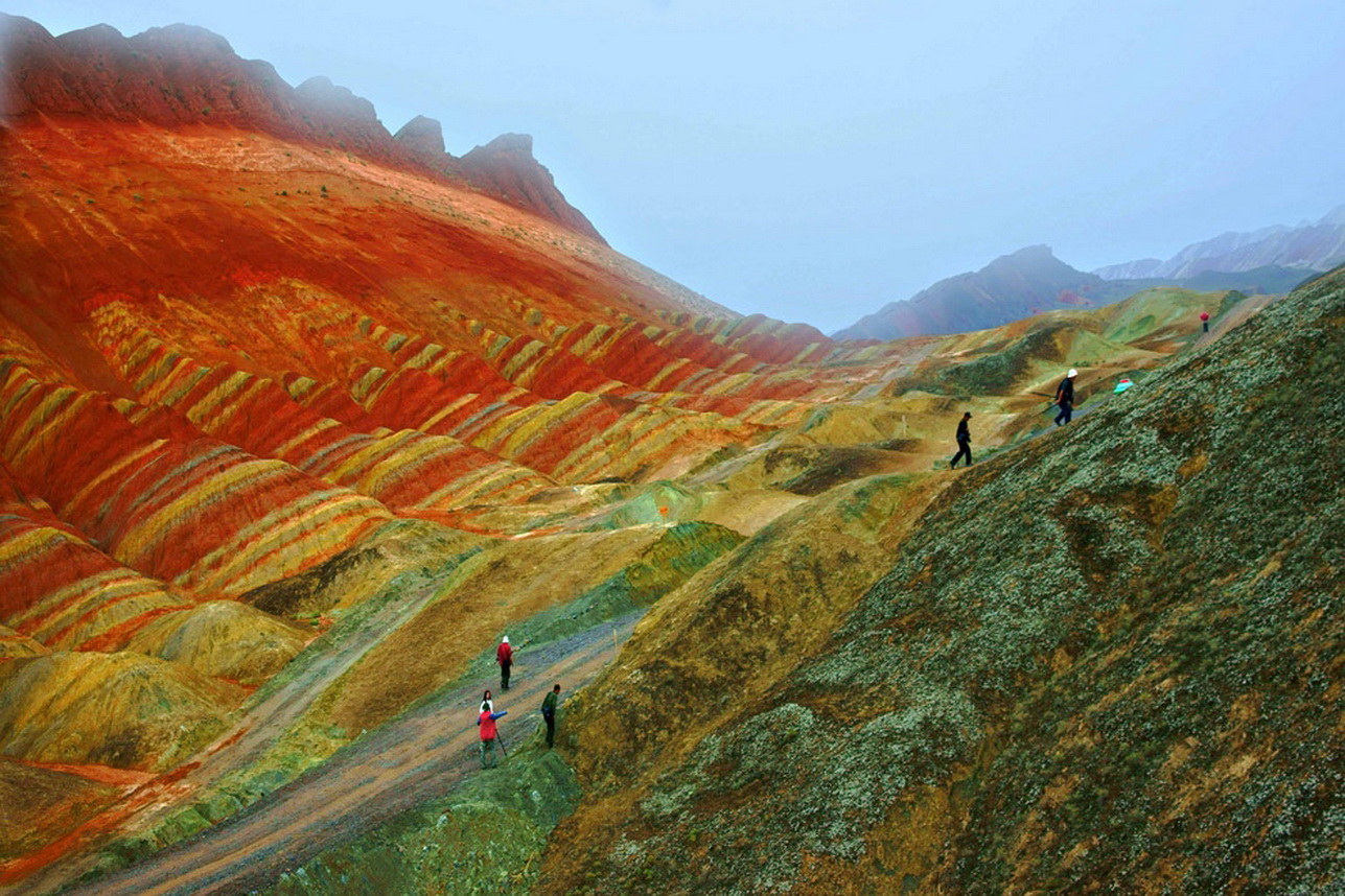 Aspundir: Colored Mountains Of China