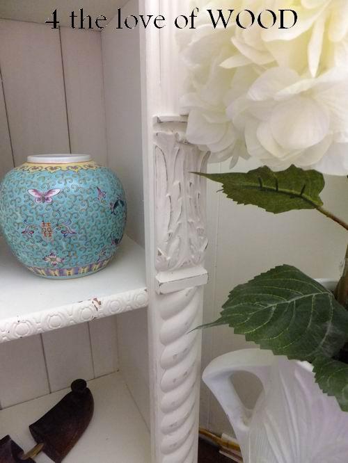 4 the love of wood DRESSING UP SHELVING tall white display shelf