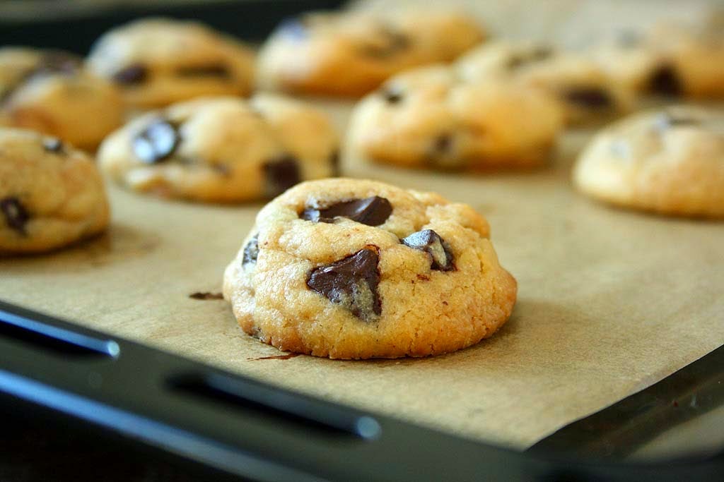 CHOCOLATE CHIP COOKIES